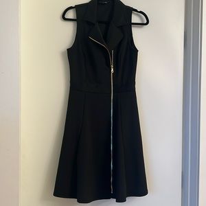 Black ABS sleeveless dress with gold zipper